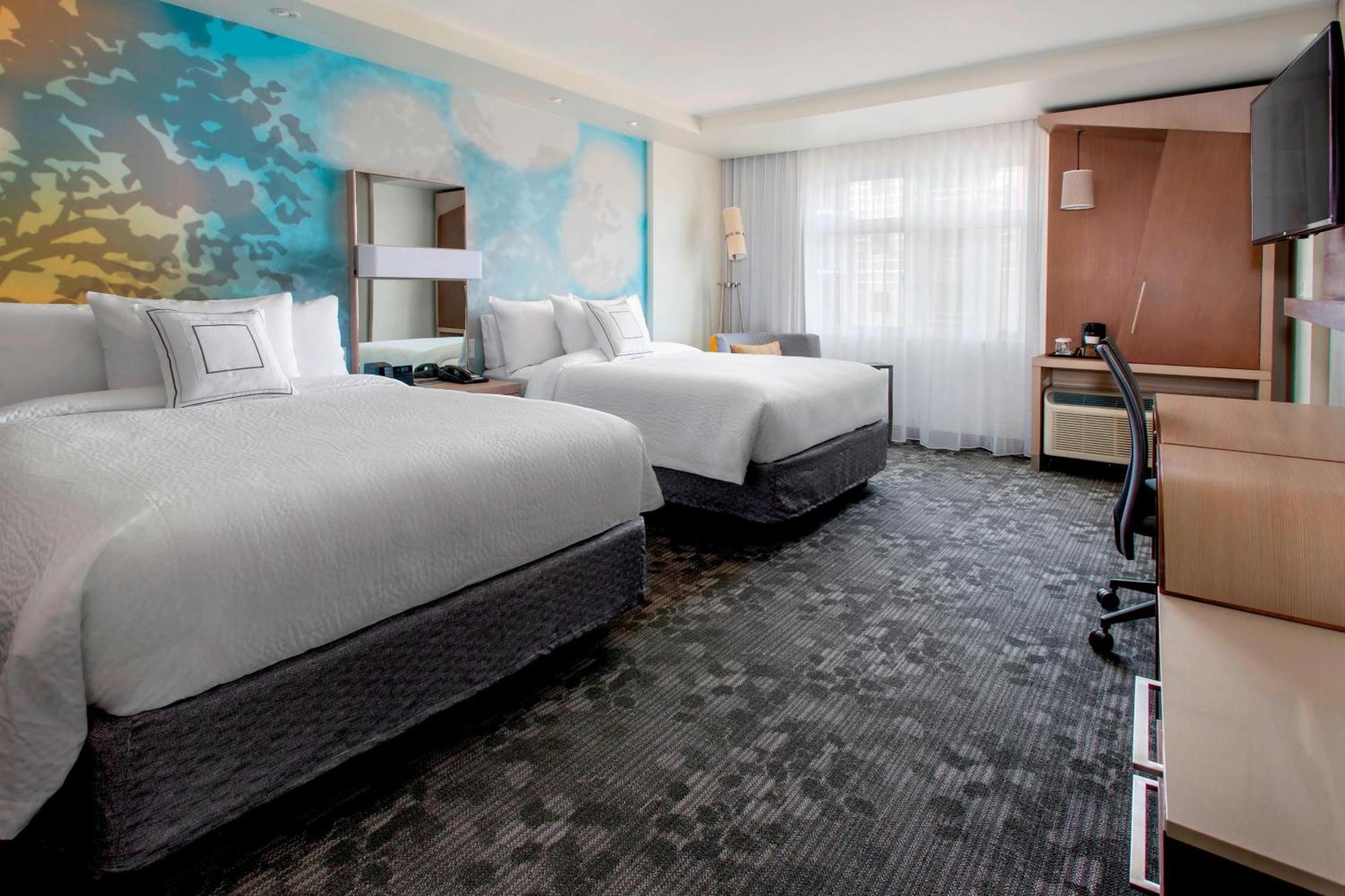 Courtyard By Marriott Schenectady At Mohawk Harbor Hotel Exterior photo